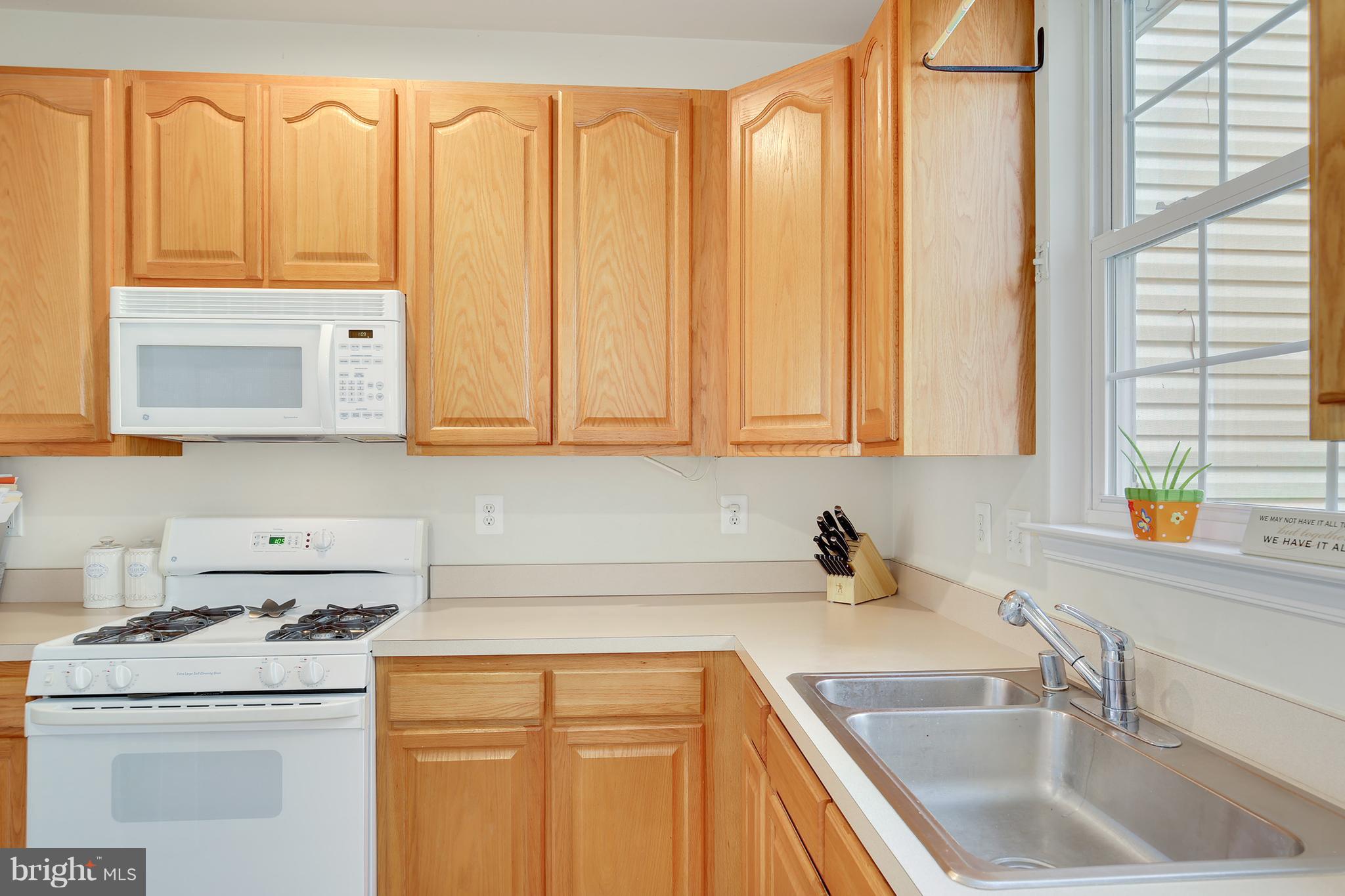 254 Braxton Way, Unit 27 Edgewater, MD 21037 - Photo 9 of 29 Interior (General)