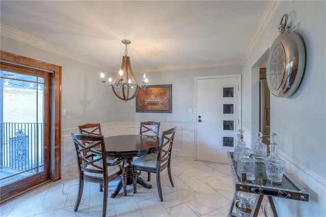 $185,000 | 5163 West 75th Street, Prairie Village, KS 66208