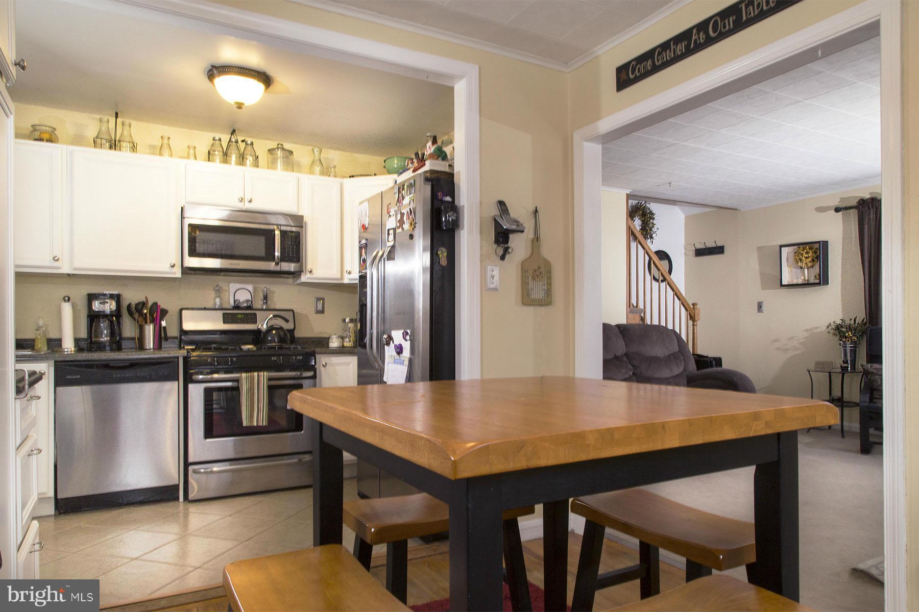 2423 Meadow Road Baltimore, MD 21222 - Photo 6 of 21 Kitchen