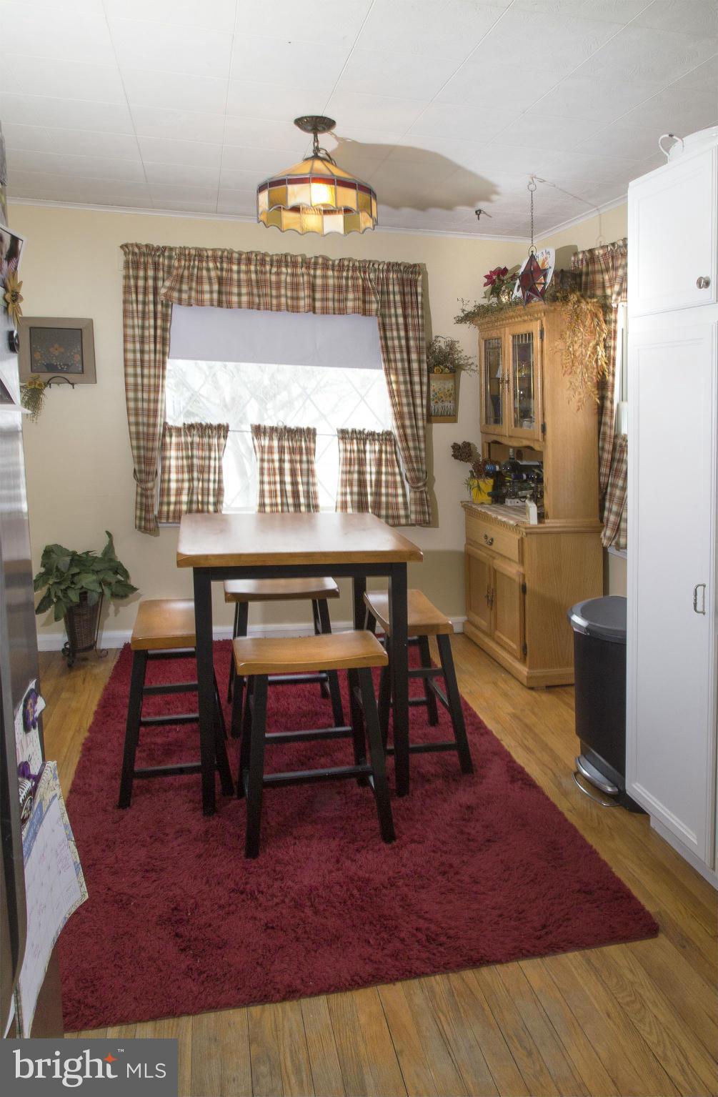 2423 Meadow Road Baltimore, MD 21222 - Photo 8 of 21 Dining Room