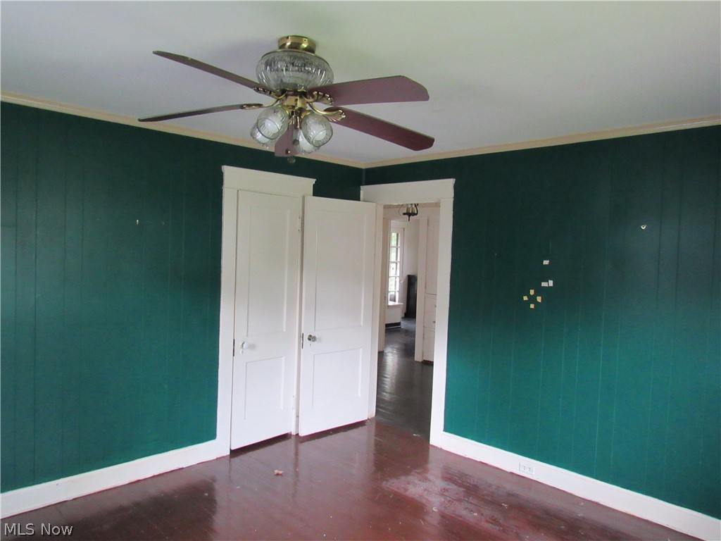 1686 Lee Road Cleveland, OH 44118 - Photo 13 of 24