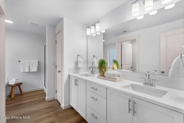 $559,990 | 13391 North Loveland Way, Hayden, ID 83835