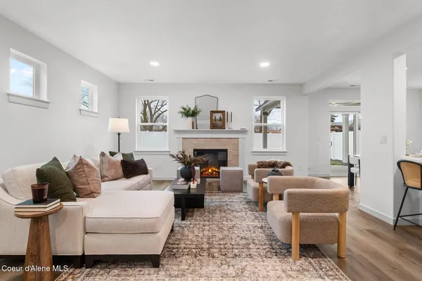 $569,990 | 13391 North Loveland Way, Hayden, ID 83835