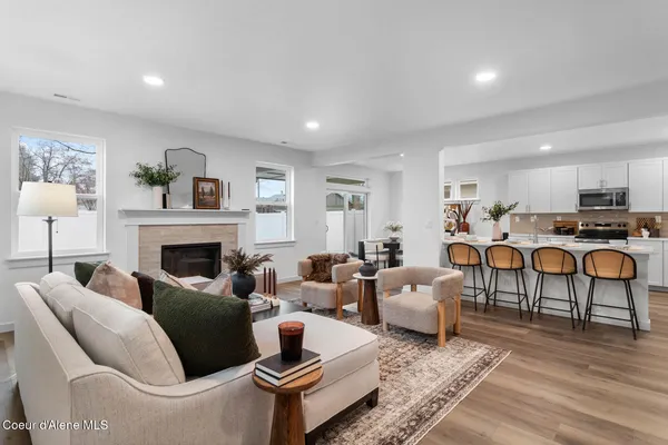 $559,990 | 13391 North Loveland Way, Hayden, ID 83835