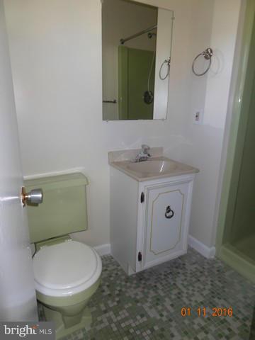3303 Lineboro Road Manchester, MD 21102 - Photo 8 of 12 Bath (Master)
