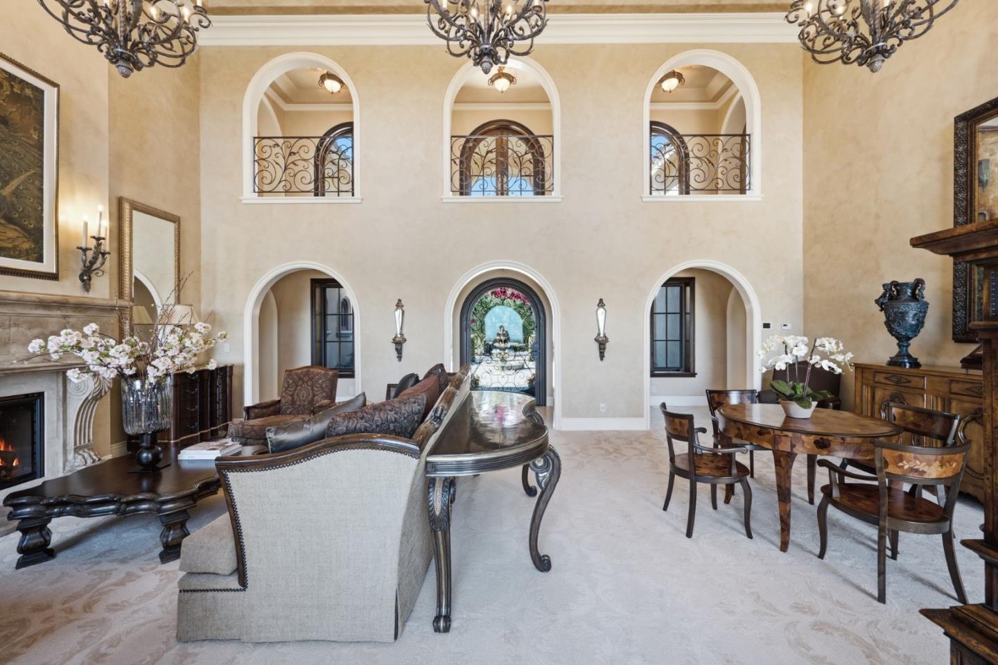 10285 Magdalena Road Los Altos Hills, CA 94024 - Photo 10 of 63 Gallery Image 10