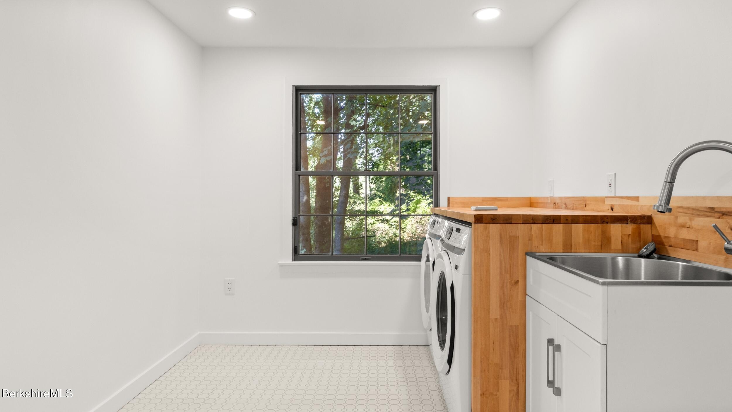150 Alford Road Great Barrington, MA 01230 - Photo 21 of 29 Laundry
