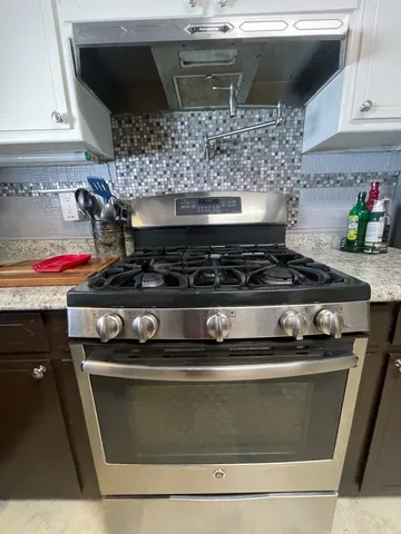 a close view of stove top oven
