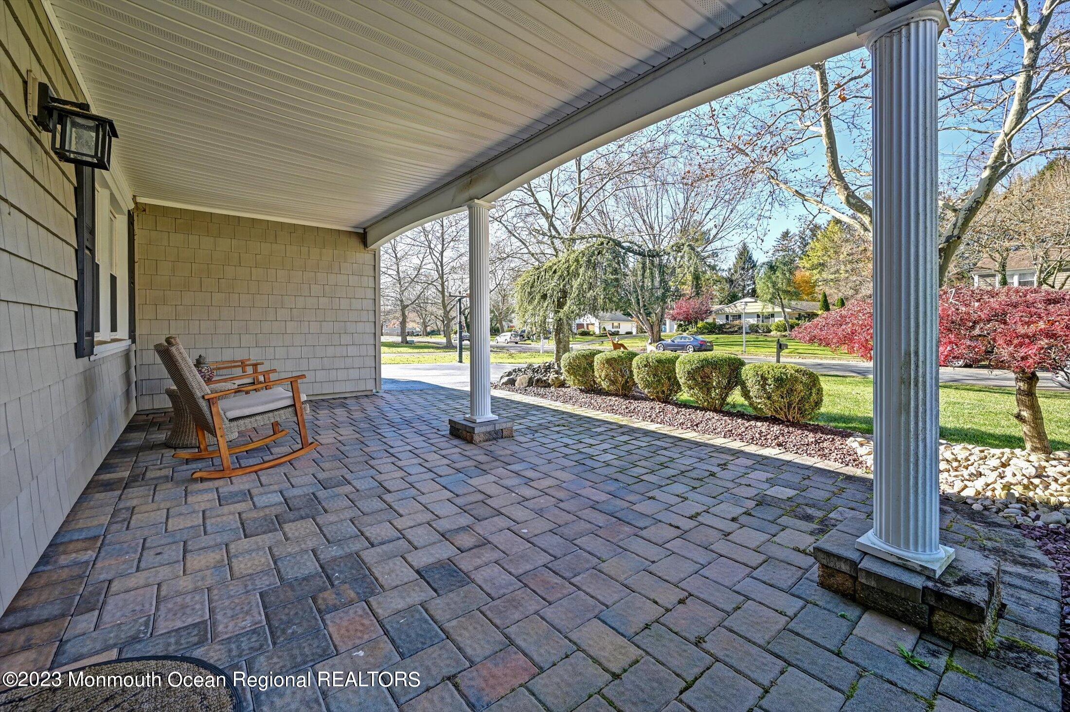 9 Jacata Road Marlboro, NJ 07746 - Photo 4 of 48 04-33318850