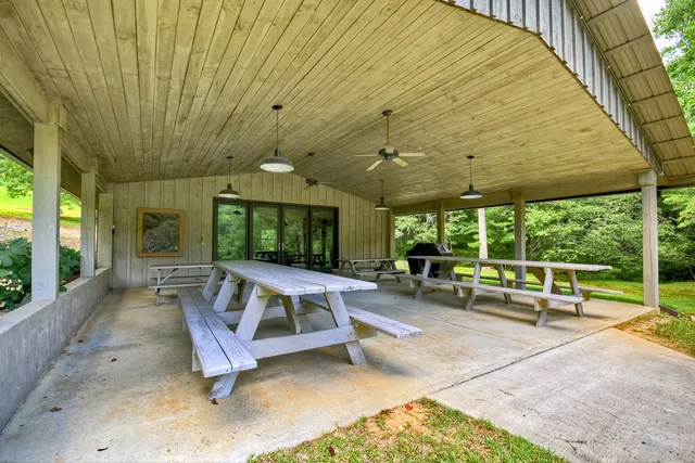 $765,000 | 65 Wild Turkey Drive, Murphy, NC 28906