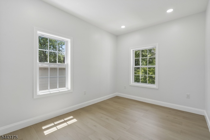 250 Milltown Road Springfield, NJ 07081 - Photo 17 of 23