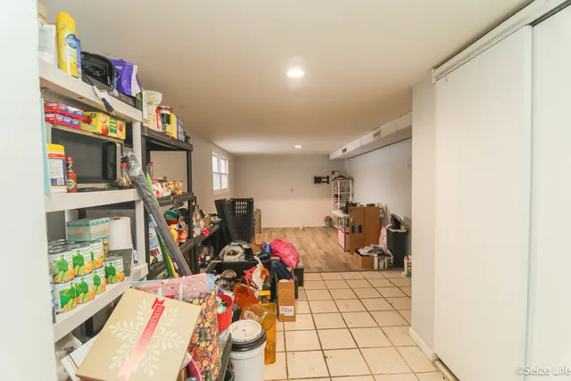 $320,000 | 52 Wren Road, Carpentersville, IL 60110