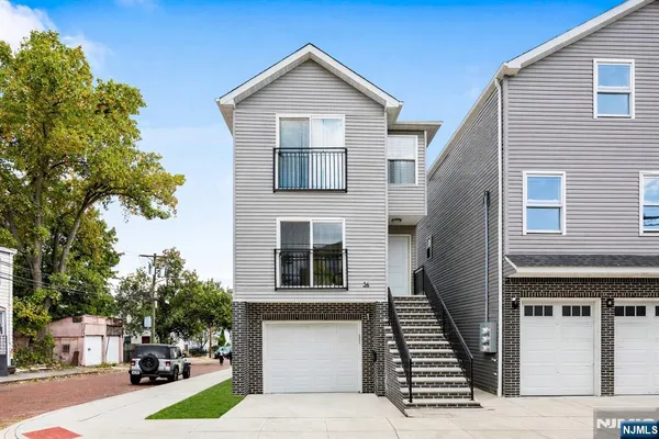 $899,000 | 54 Holland Street, Newark, NJ 07103