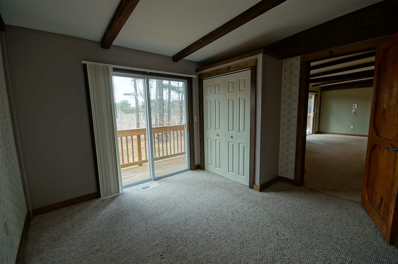 11 Deerfield Road Raymond, NH 03077 - Photo 22 of 39