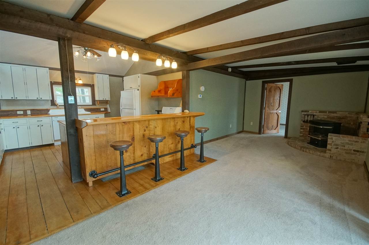 11 Deerfield Road Raymond, NH 03077 - Photo 5 of 39