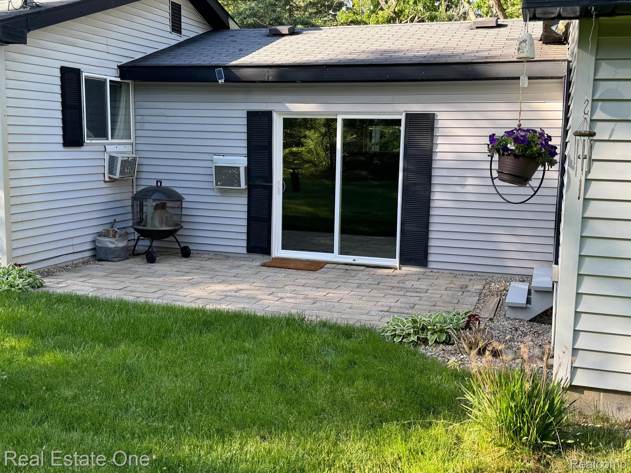 2845 West Commerce Road Milford, MI 48380 - Photo 21 of 22 Gallery Image 21