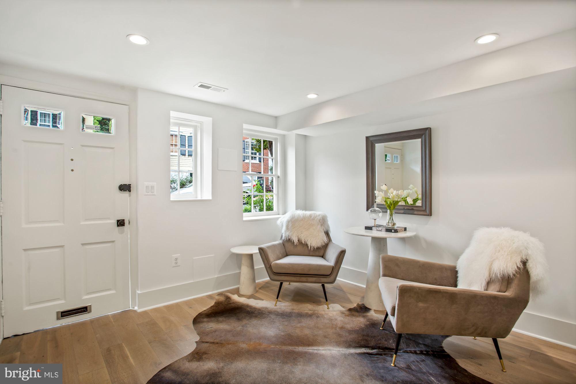 1663 32nd Street Northwest Washington, DC 20007 - Photo 2 of 15