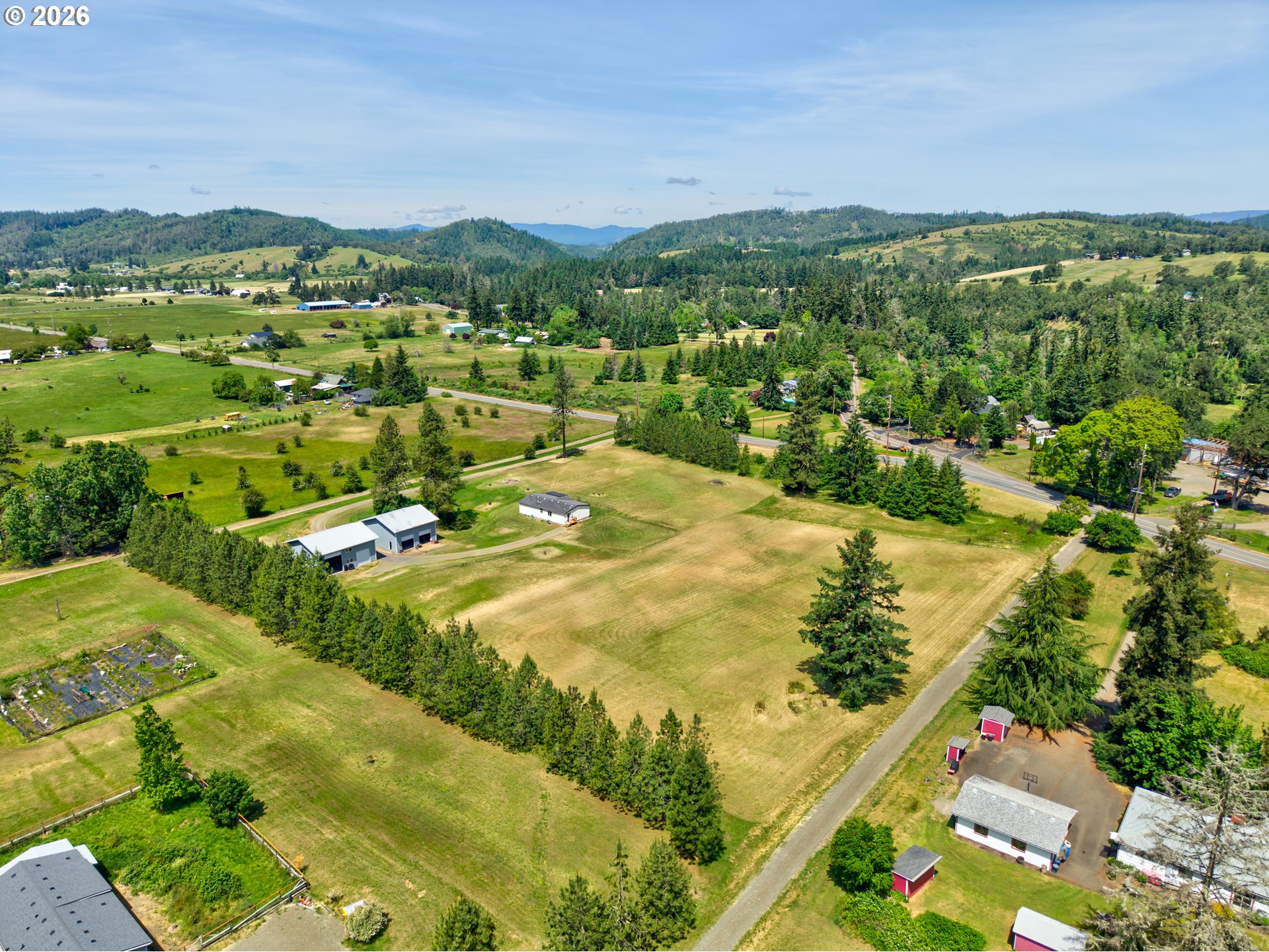 6107 Nonpareil Road Sutherlin, OR 97479 - Photo 38 of 42