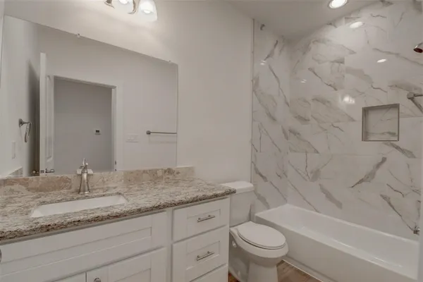 $1,800 | 8410 Sandra Street, Houston, TX 77016