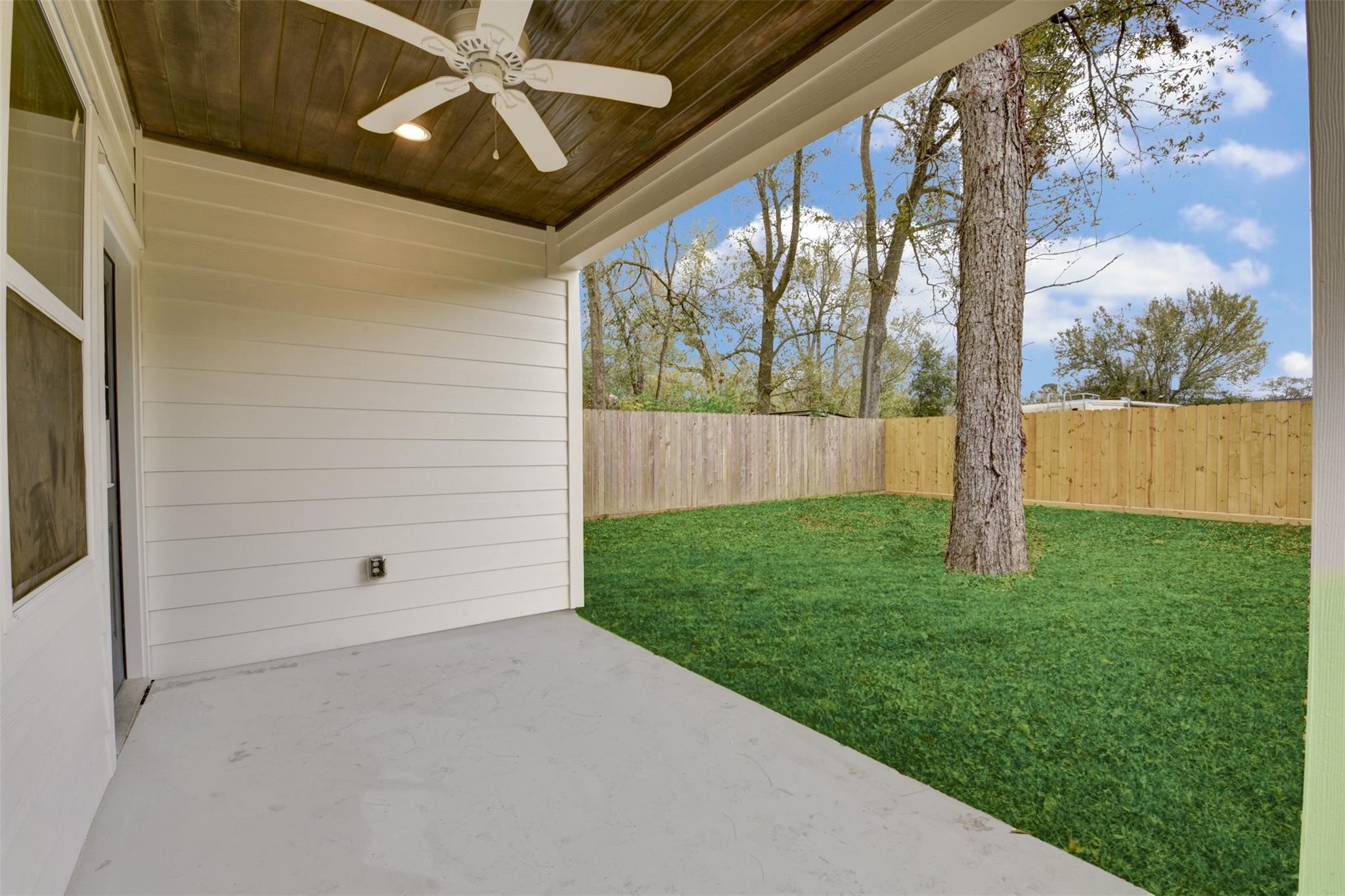 8410 Sandra Street Houston, TX 77016 - Photo 23 of 23 a view of outdoor space and yard