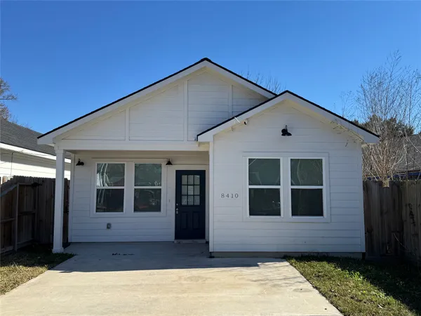 $1,800 | 8410 Sandra Street, Houston, TX 77016