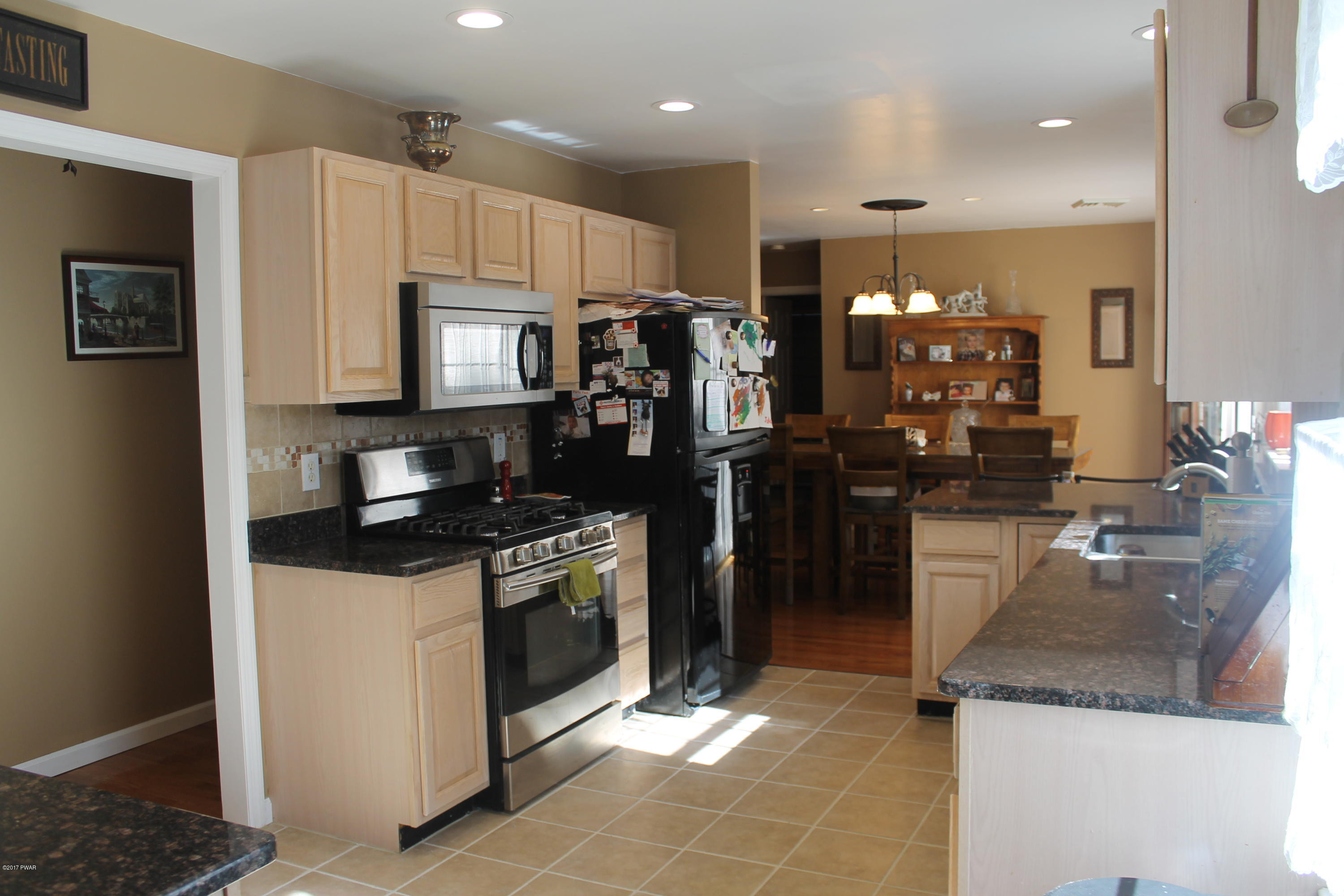 130 West Lilac Road Milford, PA 18337 - Photo 11 of 42 Kitchen