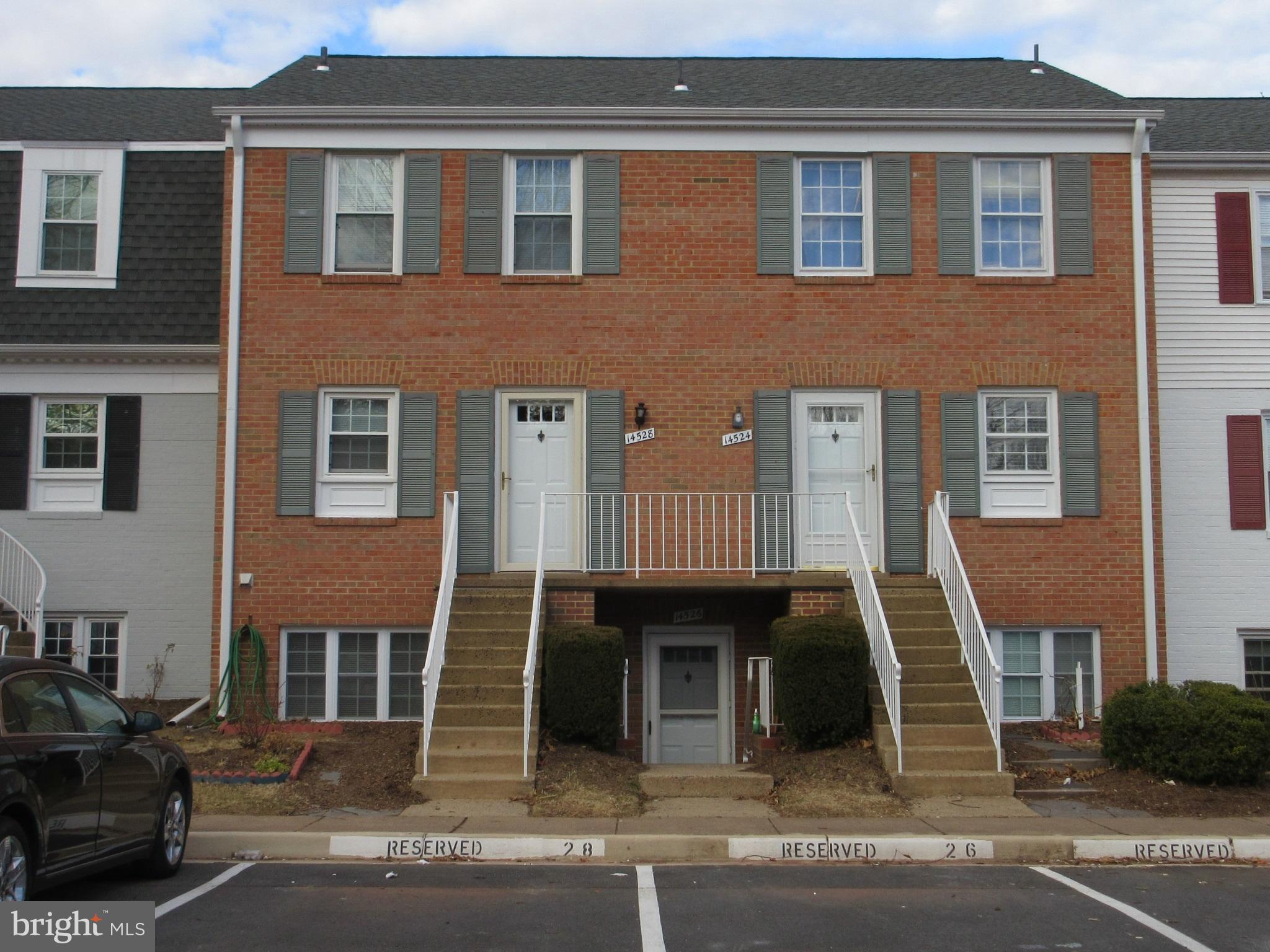 14528 Golden Oak Road Centreville, VA 20121 - Photo 2 of 25 Exterior (Front)