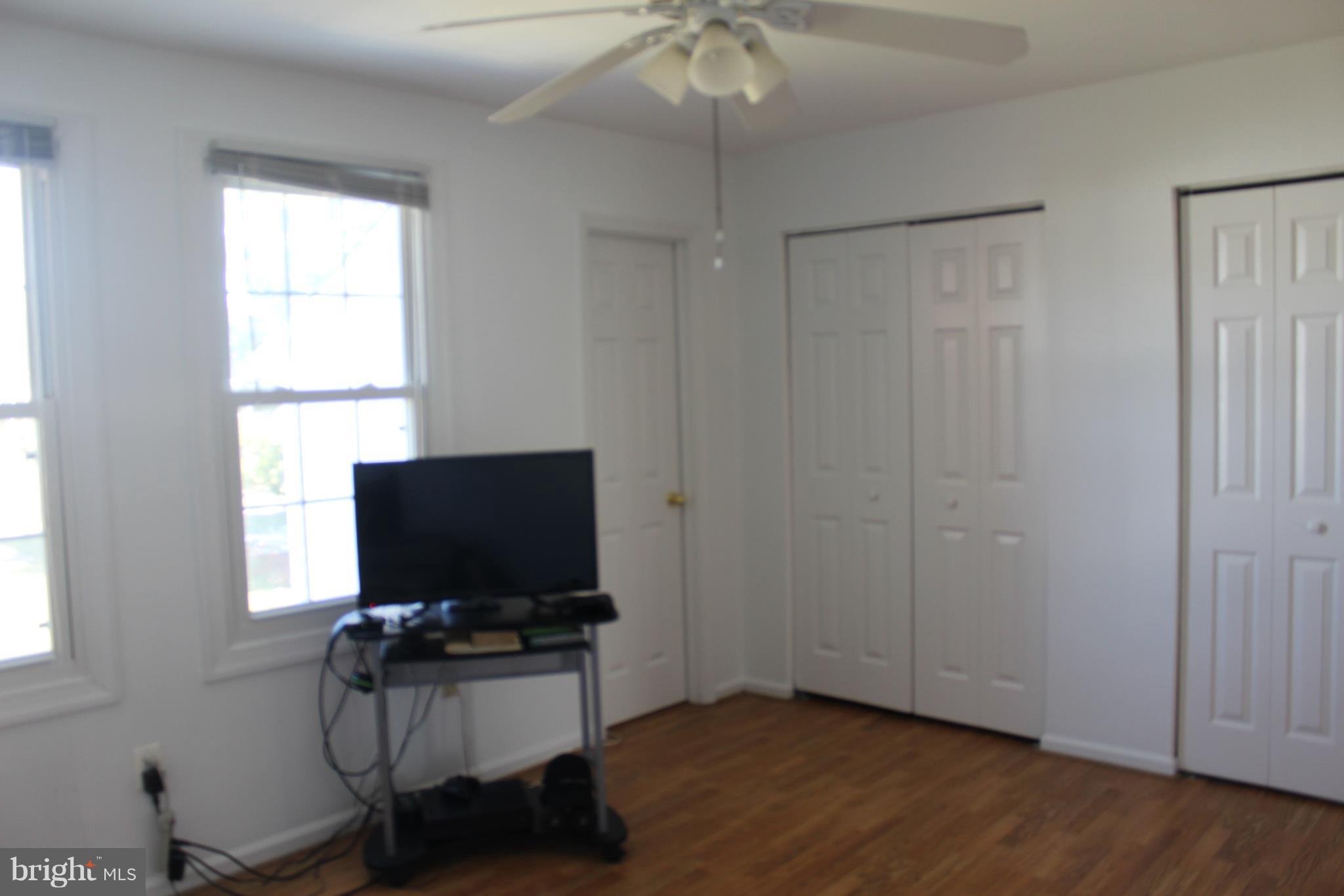 14528 Golden Oak Road Centreville, VA 20121 - Photo 24 of 25 Bedroom