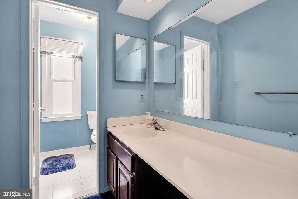 110 Environs Road Sterling, VA 20165 - Photo 15 of 17 Master Bathroom