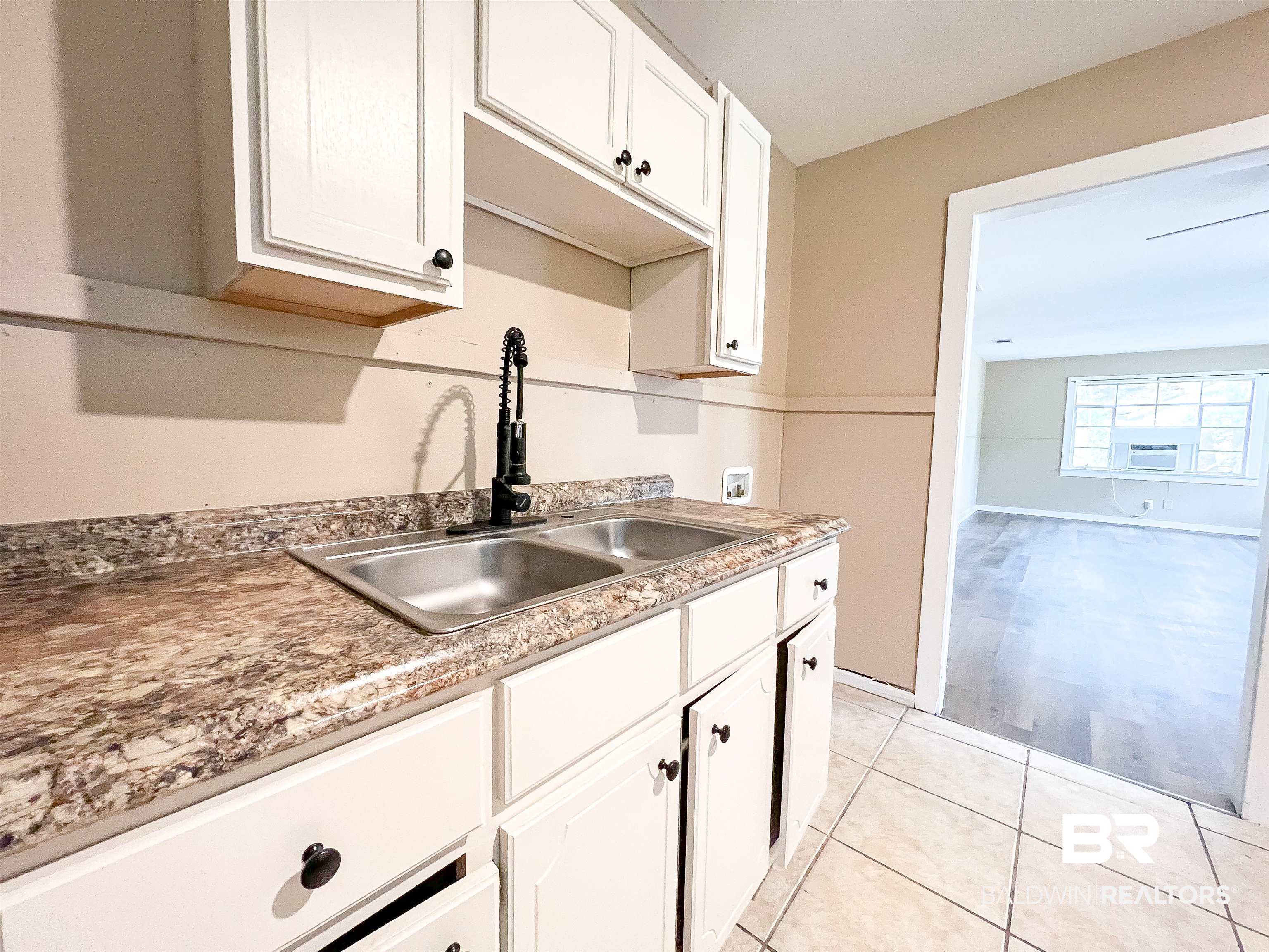 648 Elba Avenue Mobile, AL 36612 - Photo 29 of 36