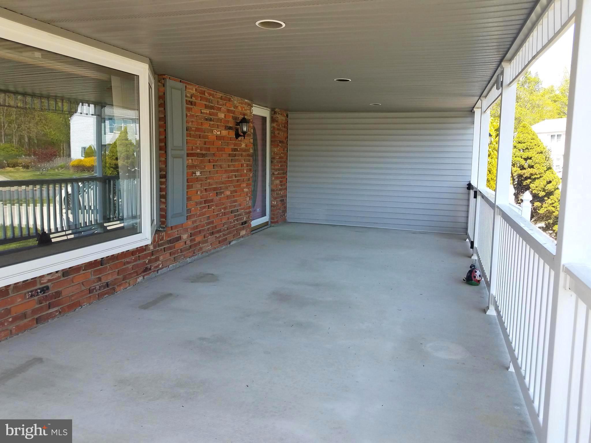 45 Spring Hill Drive Clementon, NJ 08021 - Photo 4 of 36 Front Porch Area