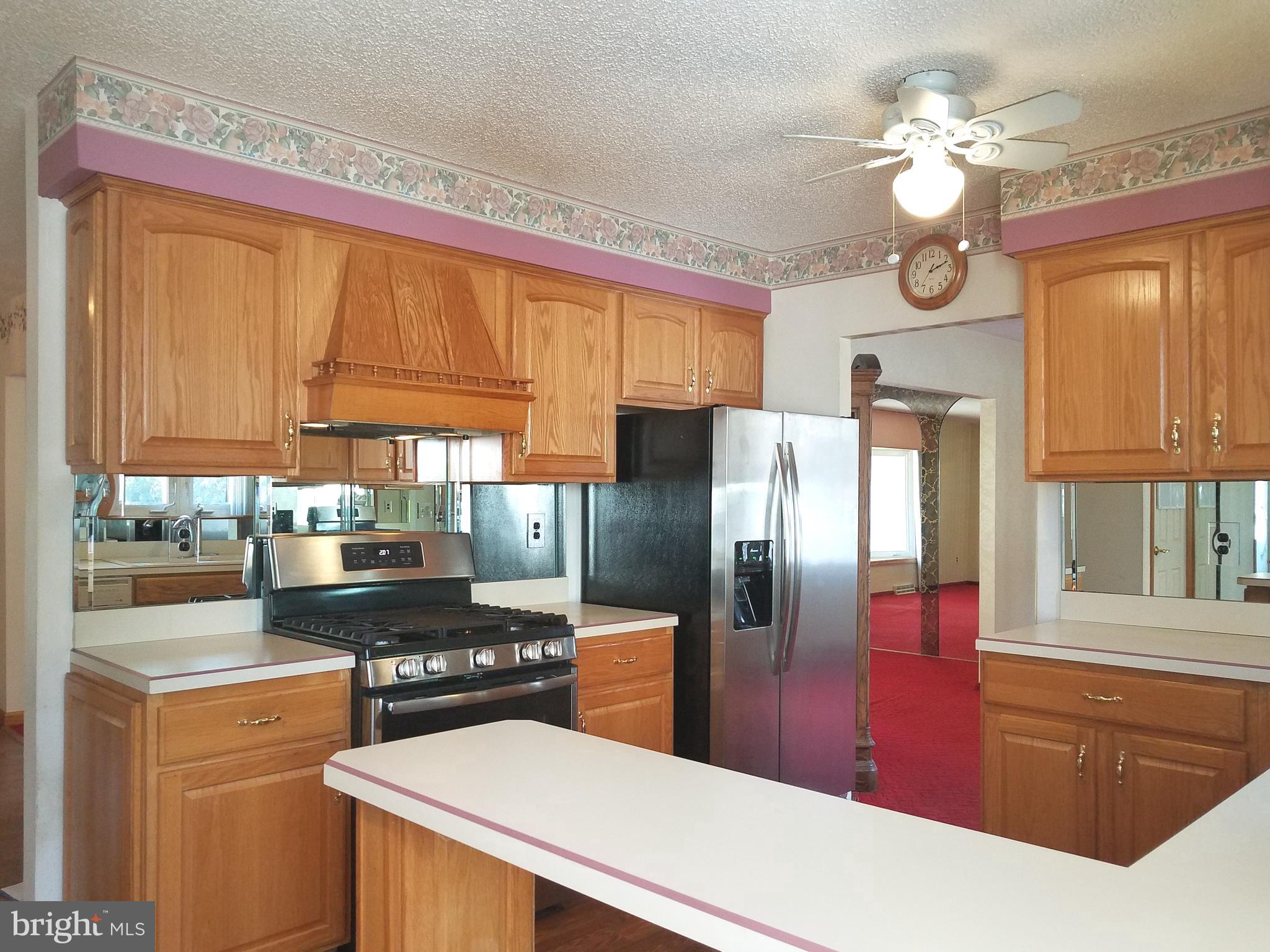 45 Spring Hill Drive Clementon, NJ 08021 - Photo 9 of 36 Kitchen with ceiling fan