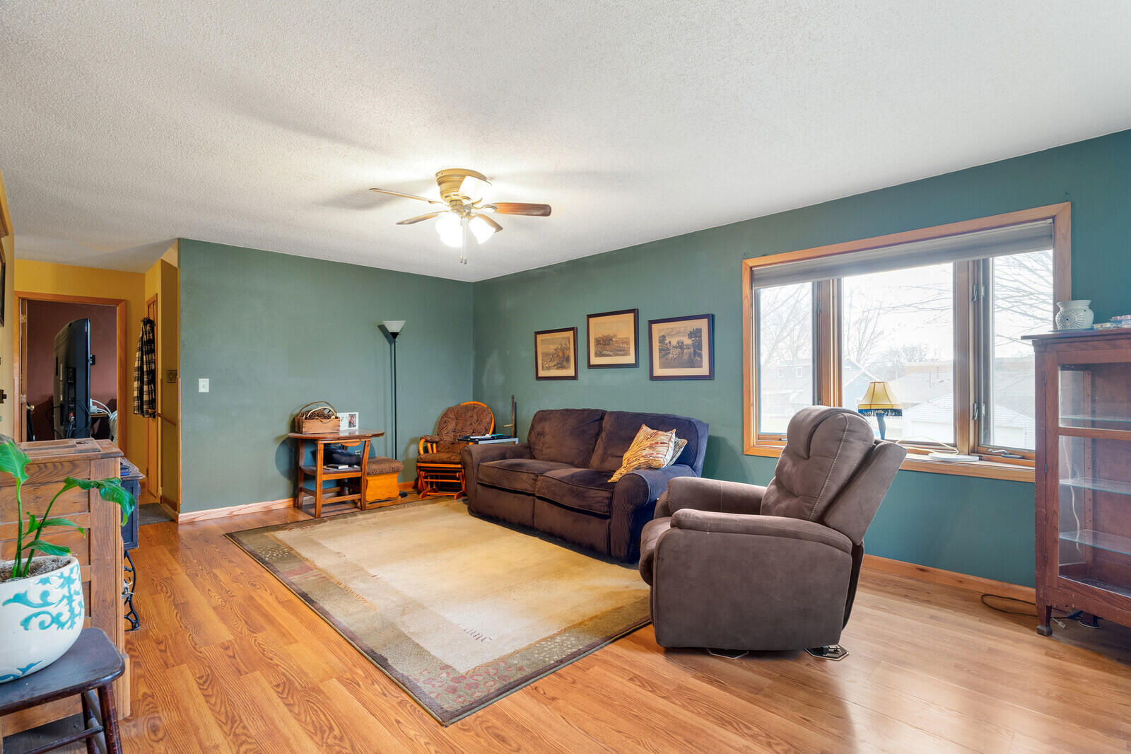 425 Church Street Holmen, WI 54636 - Photo 15 of 36 12_425ChurchSt_LivingRm3_mls