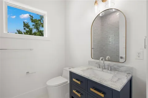 $1,300,000 | 511 Buckingham Avenue East, Oldsmar, FL 34677