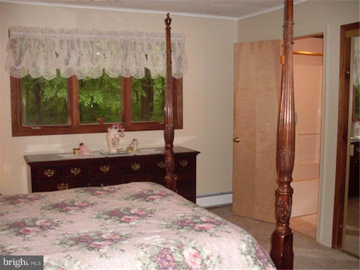 280 Sykesville Road Chesterfield, NJ 08515 - Photo 11 of 17 Bedroom - Main