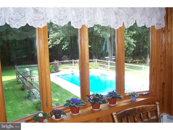 280 Sykesville Road Chesterfield, NJ 08515 - Photo 5 of 17 Dining Room