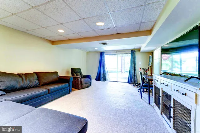 $5,850 | 10108 Donegal Court, Potomac, MD 20854