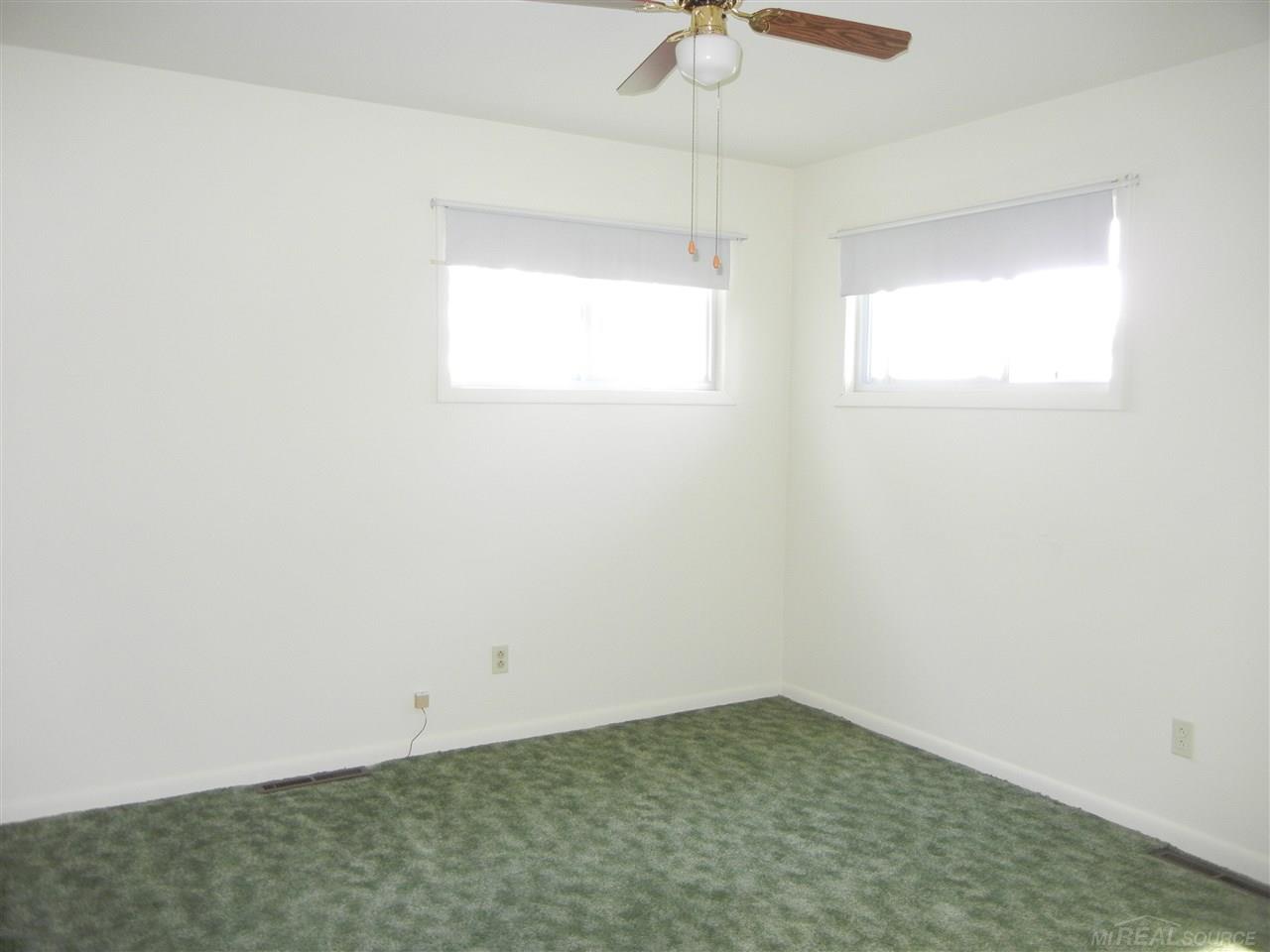 1500 West Riley Road Owosso, MI 48867 - Photo 8 of 26 31321453-7.JPG