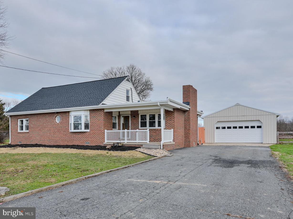 308 Montgomery Road Rising Sun, MD 21911 - Photo 2 of 34