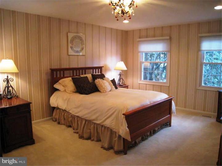 2063 East Wellington Road Newtown, PA 18940 - Photo 11 of 20 Bedroom - Main