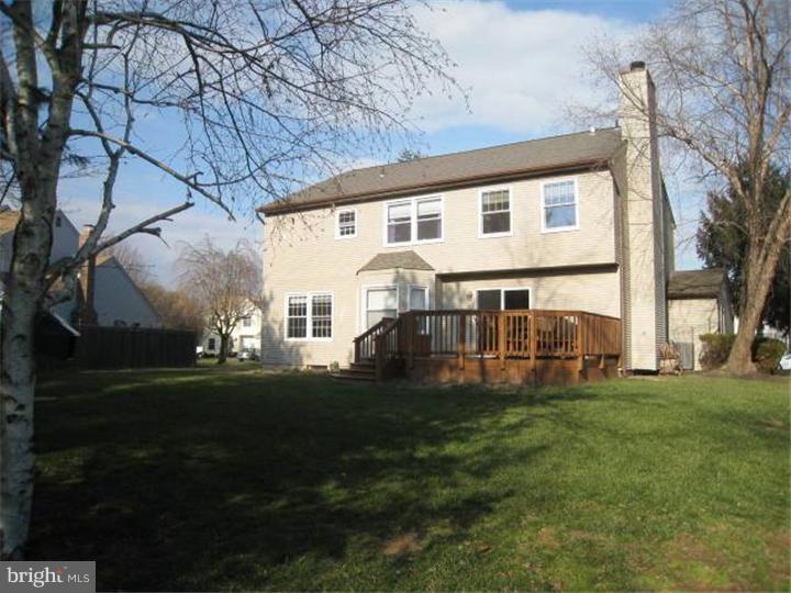 2063 East Wellington Road Newtown, PA 18940 - Photo 18 of 20 Exterior Back