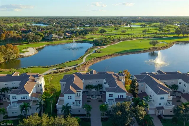 $1,200,000 | 584 Avellino Isles Circle, Unit 19302, Naples, FL 34119