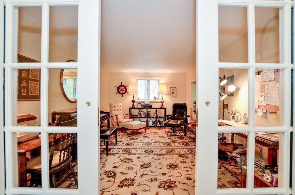 44 Register Road Marion, MA 02738 - Photo 5 of 42