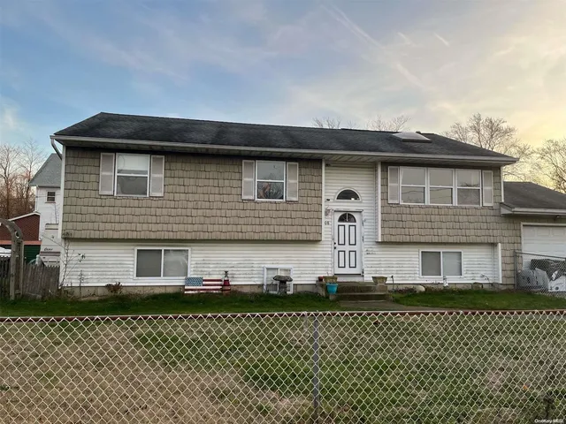 $399,000 | 308 Daly Place, Copiague, NY 11726