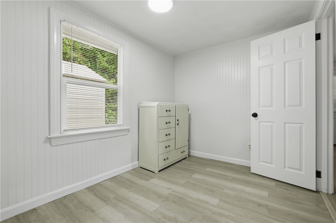 24 Seymour Street Warren, RI 02885 - Photo 16 of 30