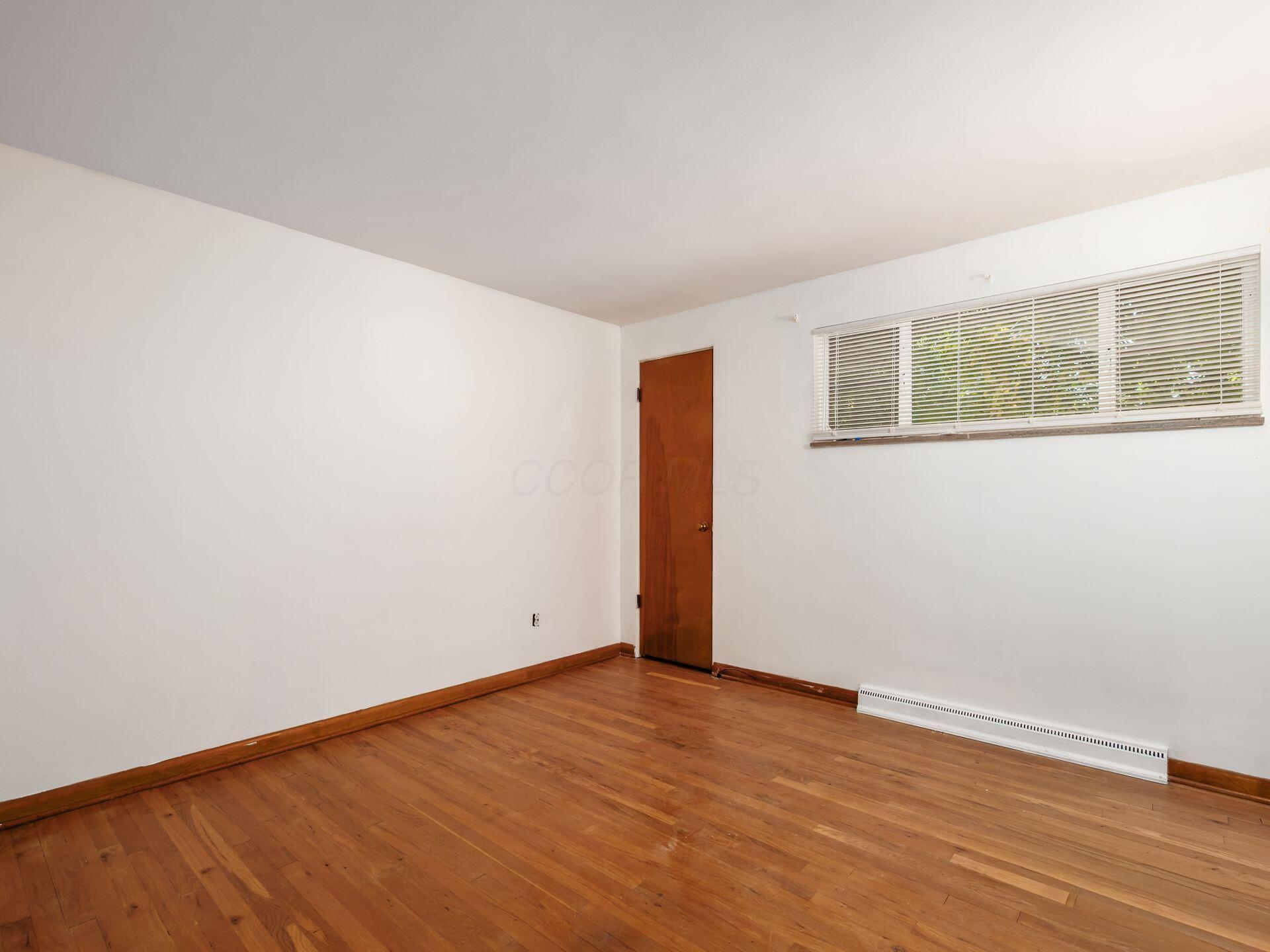 3477 Eakin Road Columbus, OH 43204 - Photo 13 of 29 Bedroom