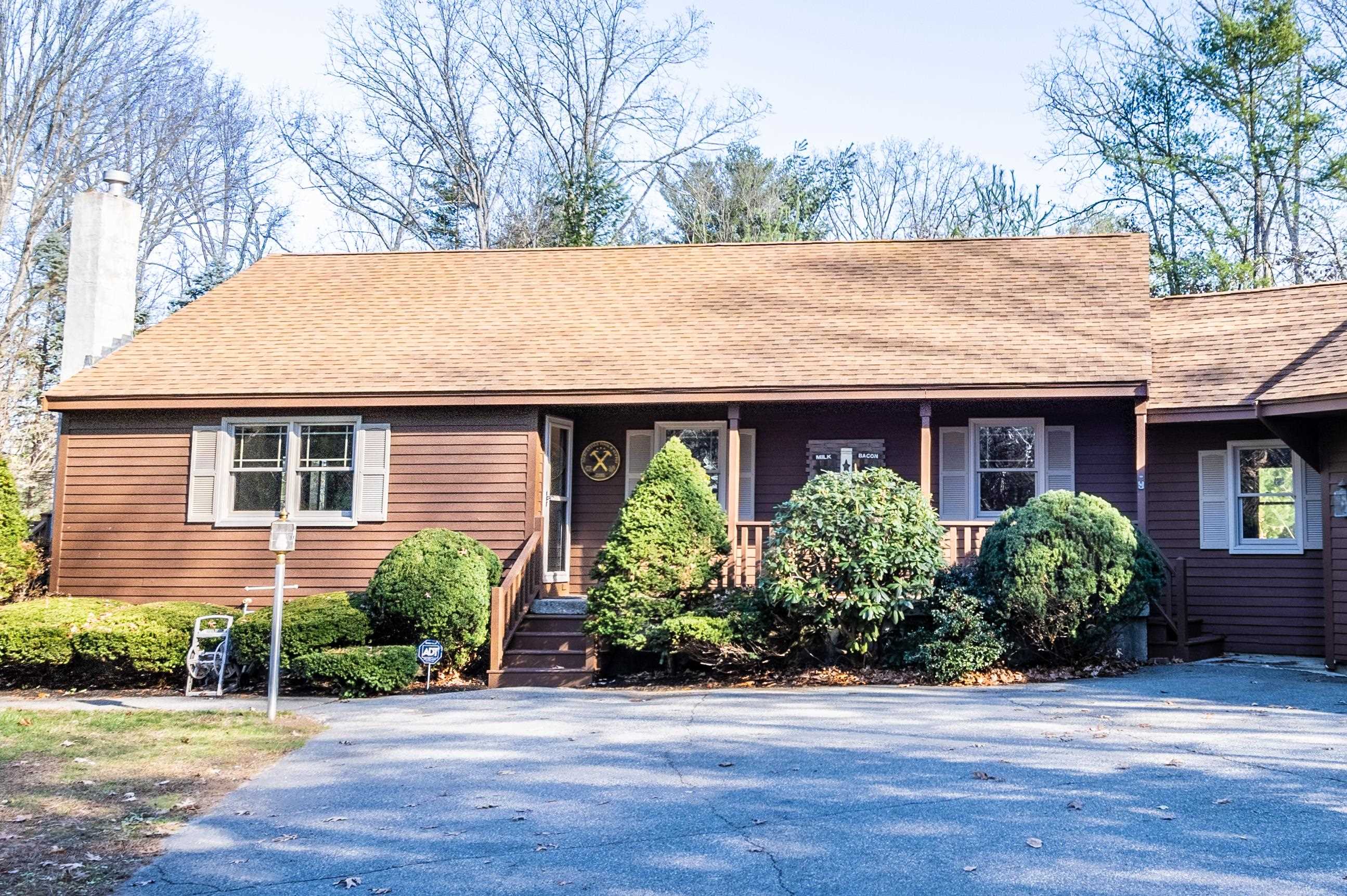 21 Hale Spring Road Plaistow, NH 03865 - Photo 2 of 27 Gallery Image 2