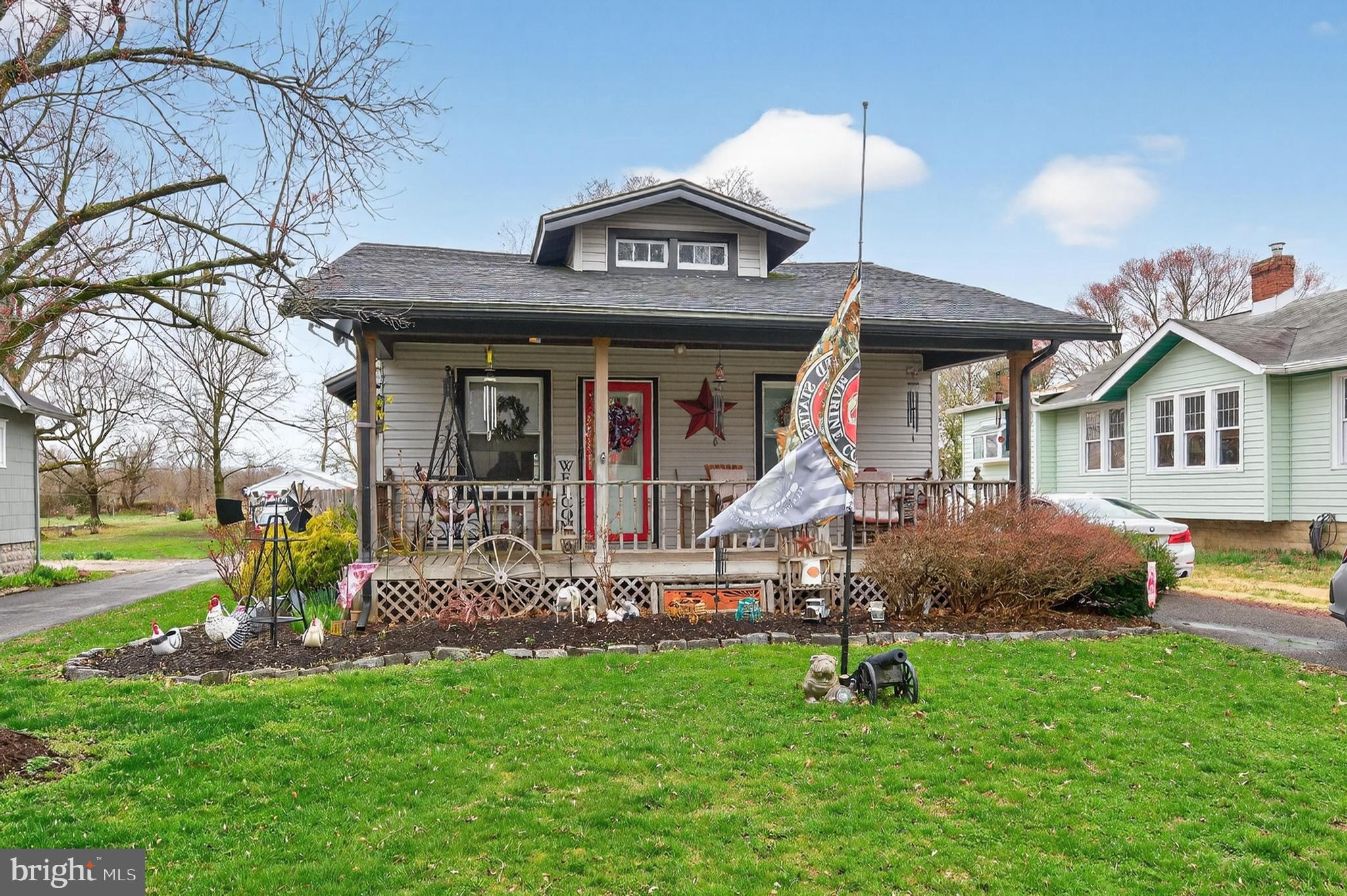 27 Arneys Mt Road Pemberton, NJ 08068 - Photo 1 of 30 Super Cute 2 Bedroom on Large Lot!