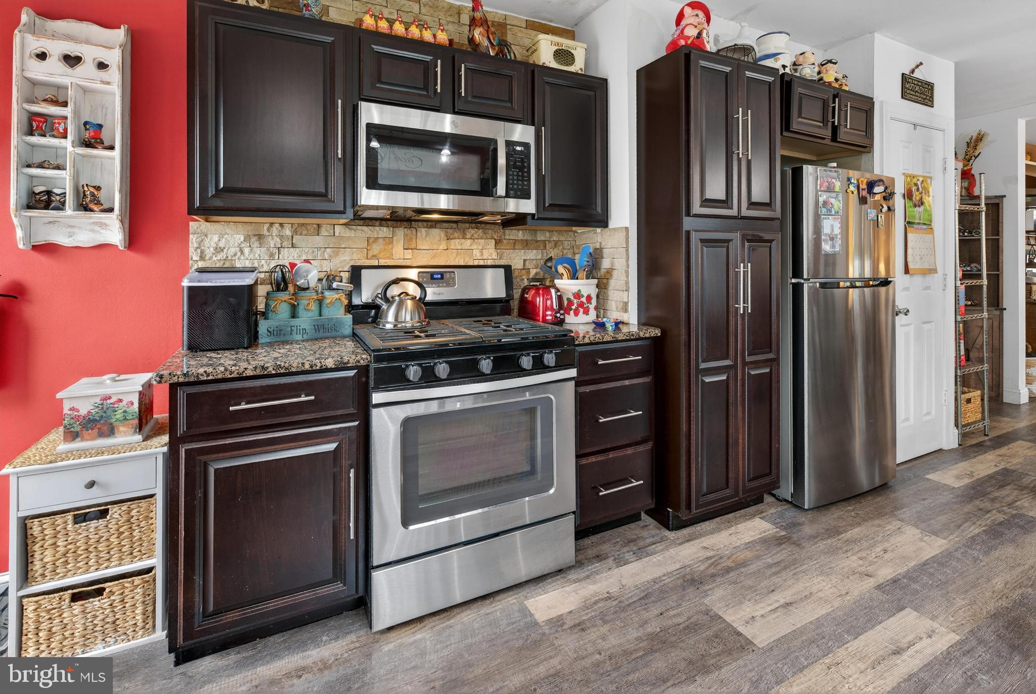 27 Arneys Mt Road Pemberton, NJ 08068 - Photo 12 of 30 Stainless Appliances in Kitchen!