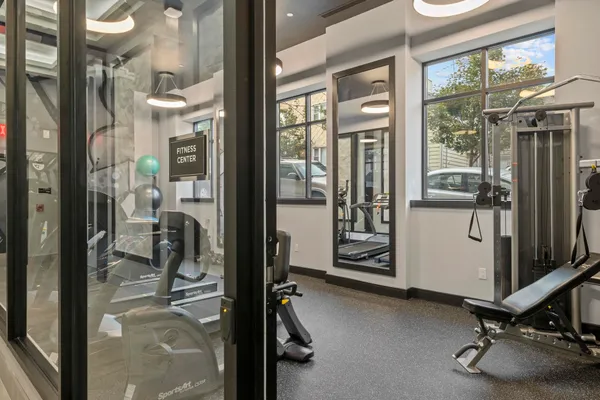 $3,700 | 121 34th Street, Unit 611, Union City, NJ 07087